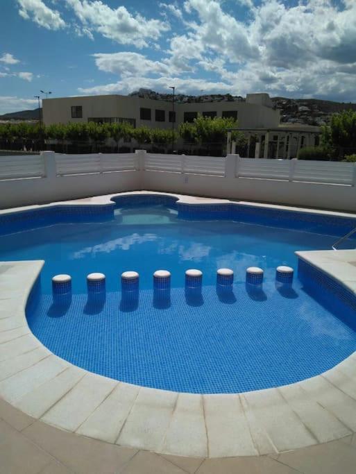 Apartamento Centrico En La Playa Con Piscina. Пеньискола Экстерьер фото